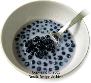 Bilberry milk