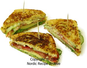 Club sandwiches