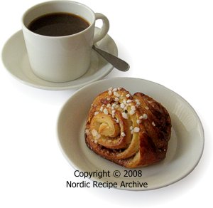 Finnish treat: coffee with a homemade cinnamon roll