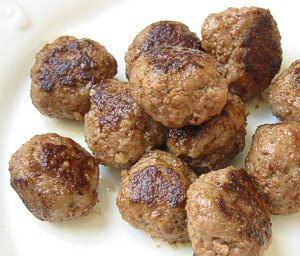 Cooked meatballs