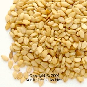 Hulled sesame seeds