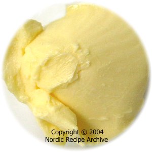 Oivariini vegetable oil-butter spread